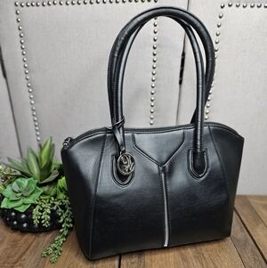 9 West Black Satchel Tote Zip Detail